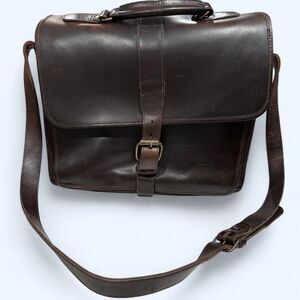 Vintage Dark Brown Leather Briefcase – Buckle Front – Satchel – 90s Office Bag